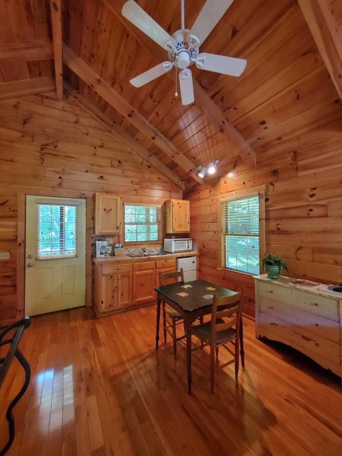 New River Trail Cabins Galax Exterior foto